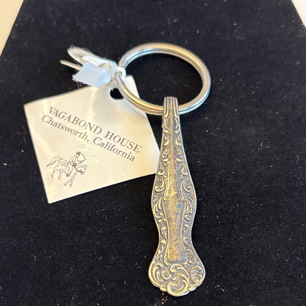 Vagabond House Ornate Silver Keyring